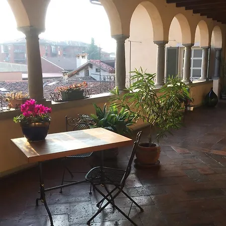 Angolo Del Poeta 4*