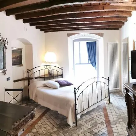 Bed & Breakfast Angolo Del Poeta