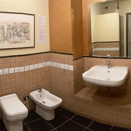 Angolo Del Poeta 4* بيرغامو