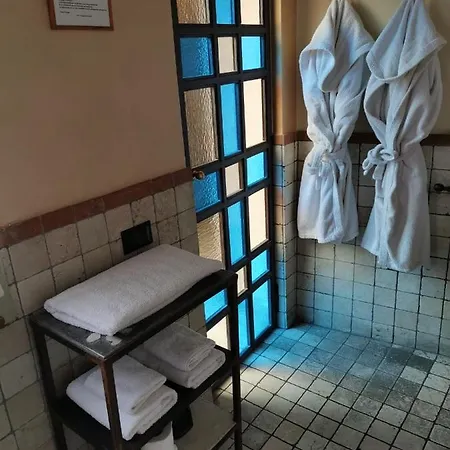 Angolo Del Poeta 4*