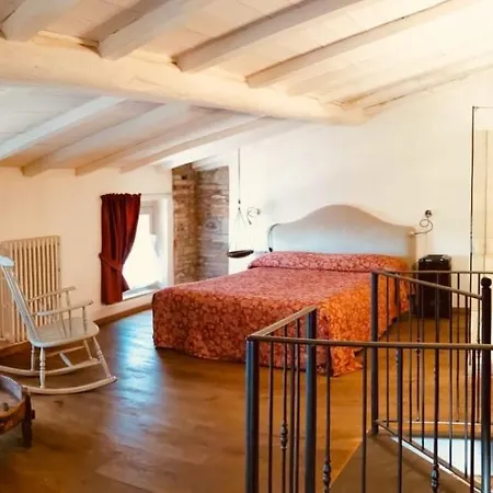 Angolo Del Poeta 4*