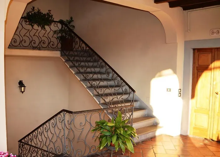 Angolo Del Poeta Бергамо