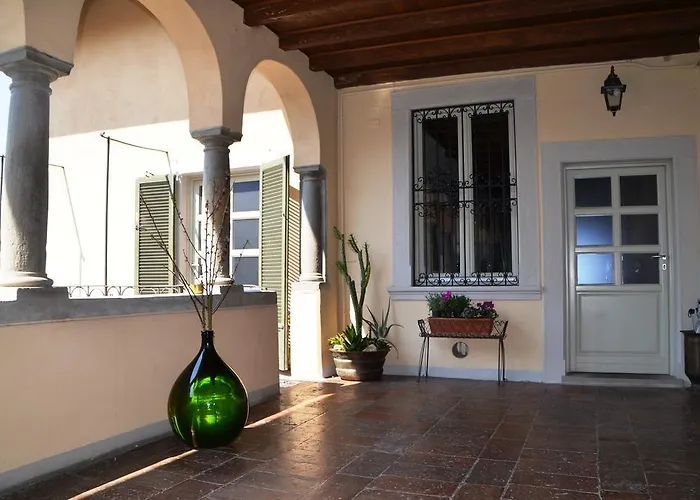 Angolo Del Poeta Bed & Breakfast 4*